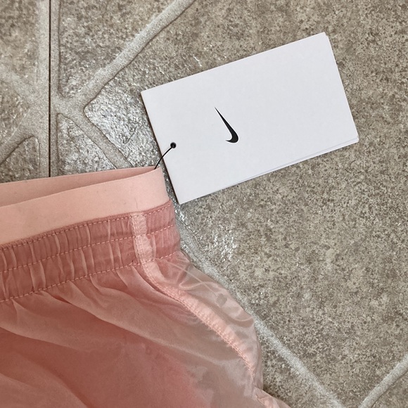 Nike Running Shorts - Picture 5 of 9